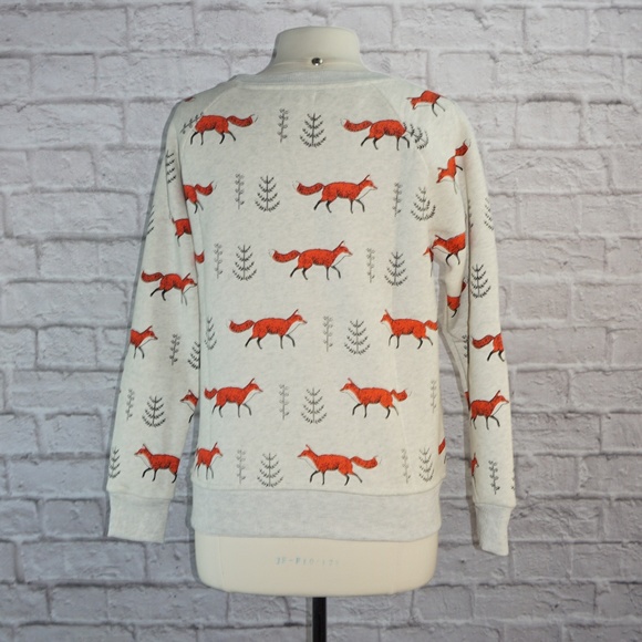 Enchanting Fleece Lined Fox Sweatshirt - Picture 5 of 6